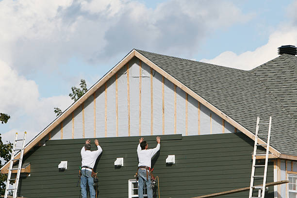 Professional Siding Installation technician working in Bellefontaine, OH